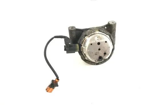 Audi A7 S7 4G Engine mount bracket