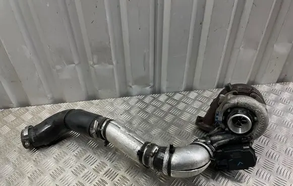 KIA Sorento Turbo 53039700430 BV43F282312