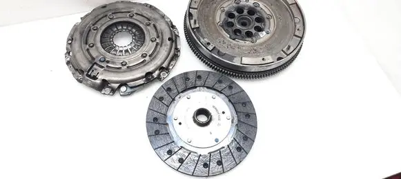 Mercedes-Benz E C207 W207 Clutch set kit A2710304305 080611031A 062294000773