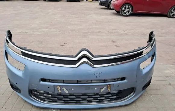 Citroen C4 Grand Picasso Front bumper
