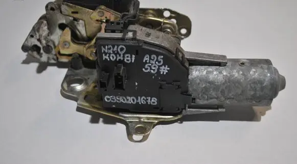 Mercedes-Benz E W210 Tailgate/trunk/boot lock/catch/latch 0390201678