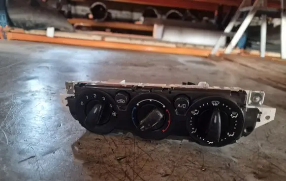 Ford Focus Climate control unit 7M5T19980BA