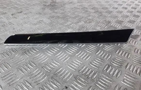Audi A4 S4 B8 8K Front door trim bar 8K0867410
