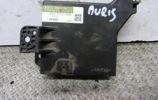Toyota Auris 150 Air conditioner control unit module 88650-02410