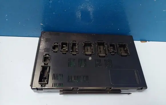 Mercedes-Benz ML W164 SAM control unit A1649005401 A1649005101 A1644403501