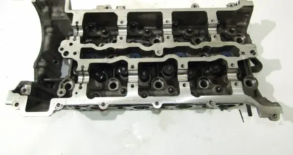 Mercedes-Benz A W168 Engine head 6680160701