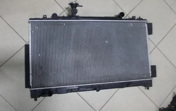 Mazda 6 Coolant radiator