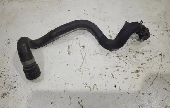 Mercedes-Benz E W238 Engine coolant pipe/hose A2135015782