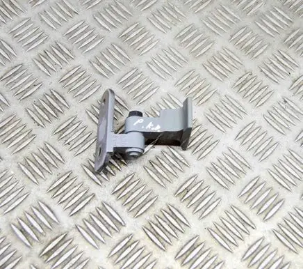 BMW X3M F97 Front door upper hinge 7333061