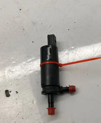 BMW 7 E65 E66 Headlight washer pump 6973097