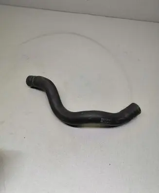 Coolant pipe/hose