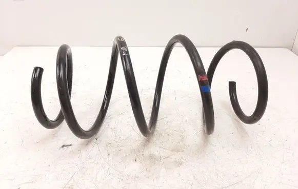 Volkswagen Golf VII Front coil spring