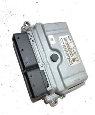 Volvo V70 Engine control unit/module 31286086 0261209108