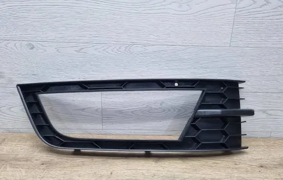 Front fog light trim/grill