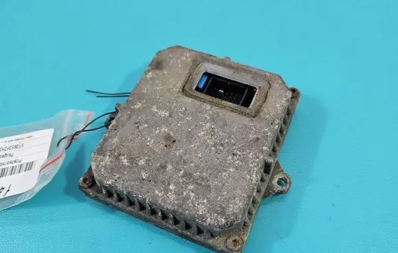 Peugeot 407 Headlight ballast module Xenon 1307329095 IMPRK1448460