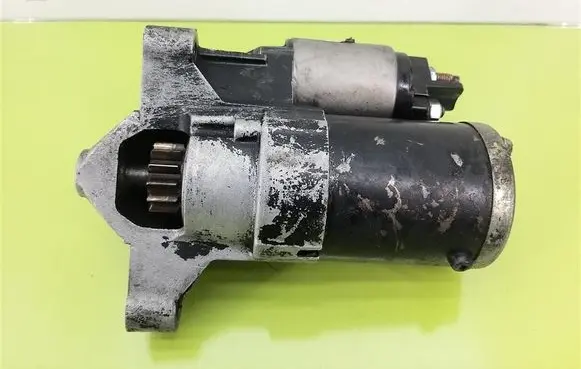Peugeot 307 Starter motor 