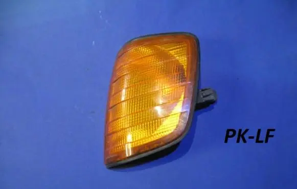 Mercedes-Benz E W124 Front indicator light P25121W