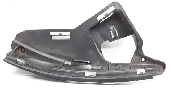 Volvo XC60 Front bumper mounting bracket 30763434