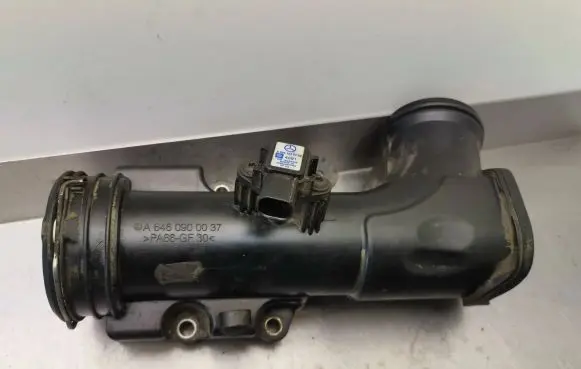 Mercedes-Benz Vito Viano W639 Intercooler hose/pipe A6460900087 A0041533128 16244349