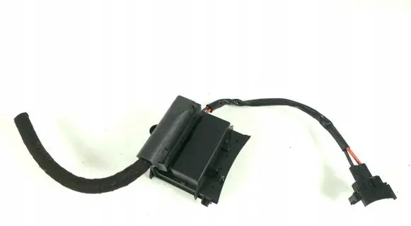 Saab 9-3 Ver2 Coolant fan relay 1379151