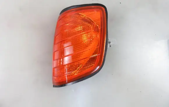 Mercedes-Benz E W124 Front indicator light 