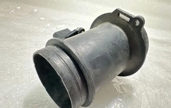 Audi A6 S6 C6 4F Mass air flow meter 059906461K