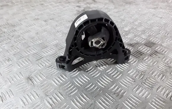 Opel Insignia A Engine mount bracket 13227769