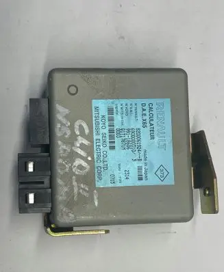 Renault Scenic I Power steering control unit/module 8200061924A
