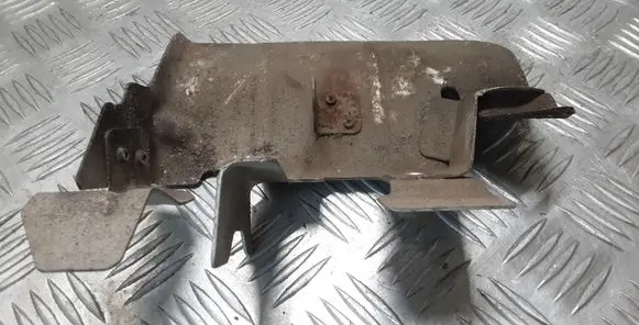 Land Rover Range Rover L322 Heat shield in engine bay 