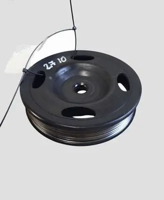 Volkswagen Golf Plus Crankshaft pulley 03D105255D