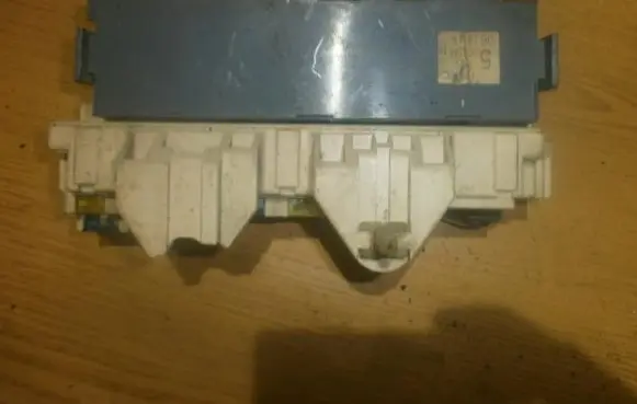 Mazda 626 Fuse box set