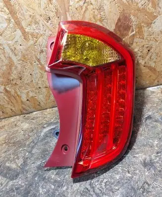 KIA Sorento Rear/tail lights 92402-1Y3