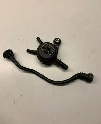 Porsche Macan (95B) Other engine bay part 95B121079E 079E