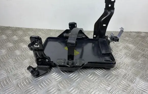 Jeep Compass Battery tray 