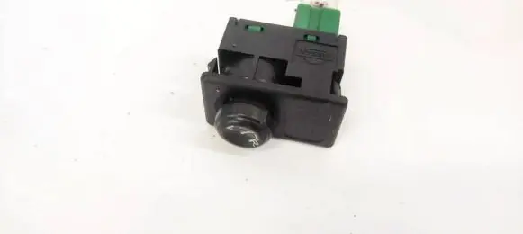 Nissan Primera Wing mirror switch