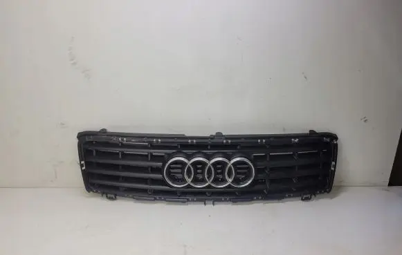 Audi A4 S4 B6 8E 8H Front bumper upper radiator grill 8H0853653