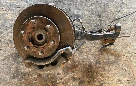 Ford Ranger Front wheel hub AB313K171