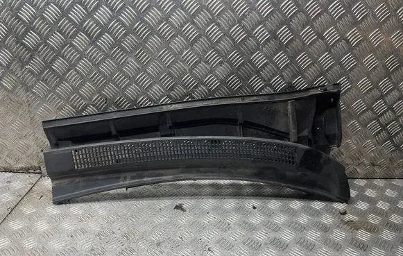 Toyota Avensis T270 Wiper trim 5570805120 5578105090 4640
