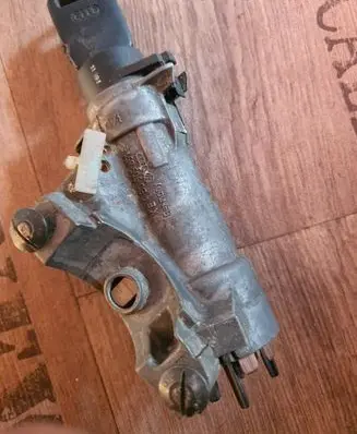 Audi A6 S6 C5 4B Ignition lock 4B0905851C