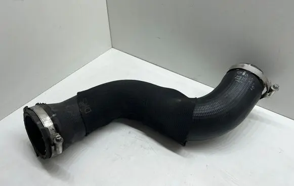 Intercooler hose/pipe