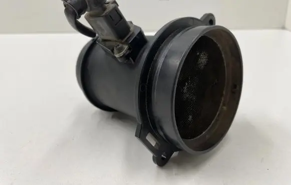 Audi Q7 4L Mass air flow meter 1J0973705