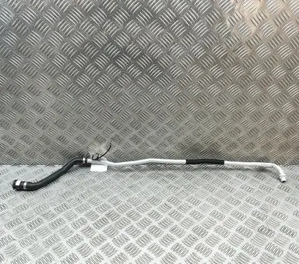 BMW X5 G05 Engine coolant pipe/hose 8598362