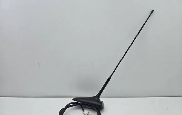 Toyota Auris E180 Aerial GPS antenna V309075C