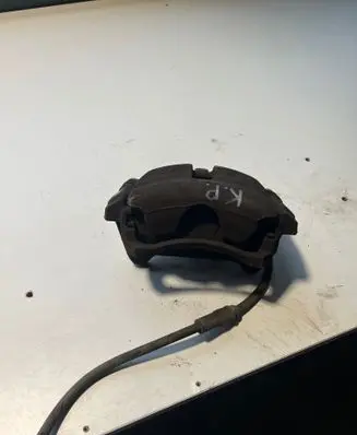 Volkswagen Caddy Front brake caliper 6798F