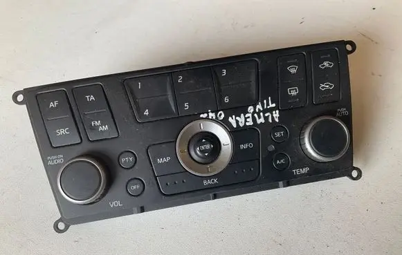 Nissan Almera N16 Climate control unit 28395BU700 CSW8230D 40439239H
