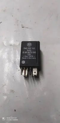 Ford Galaxy Other relay 7M3959143 898075000
