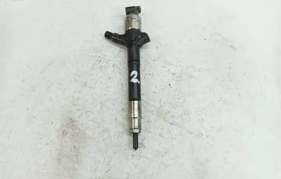 Toyota RAV 4 (XA30) Fuel injector 23670-0R020 00730023 9311000