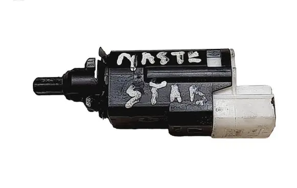 Renault Master III Brake pedal sensor switch 253205115R