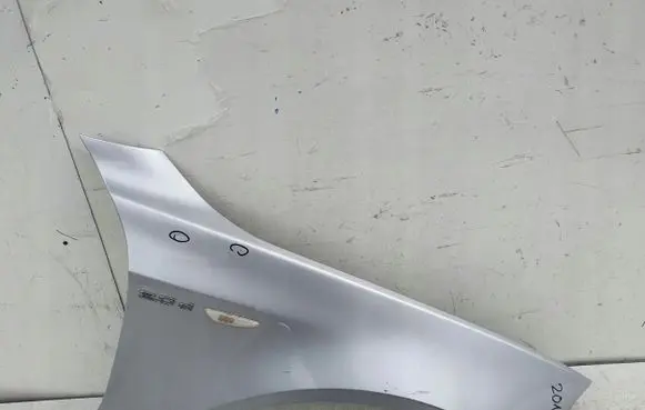 BMW X3 E83 Fender