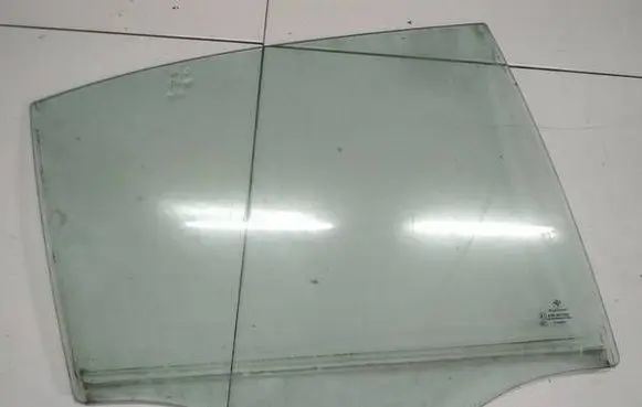 BMW 3 E90 E91 Rear door window glass AS2